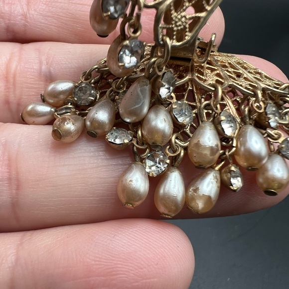 Vintage Estate Rhinestone Filigree Clip On Drop Balls Layered Cha Cha Earrings - Picture 10 of 12